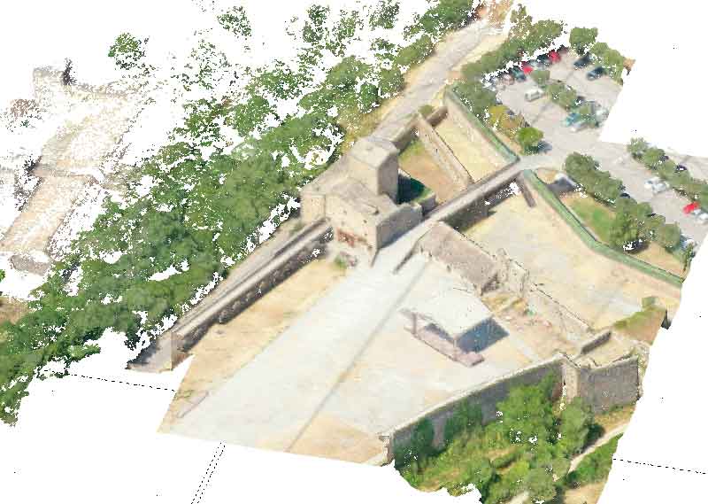Drone photogrammetry for digitization of Aínsa historic center, Huesca